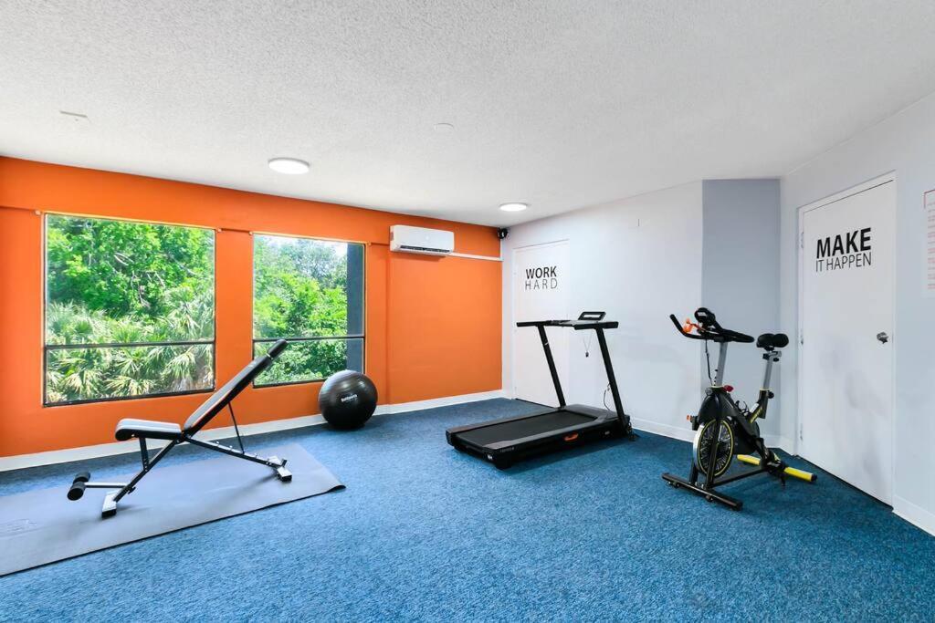 Oasis 203 - Symmetry & Serenity Titusville Luaran gambar