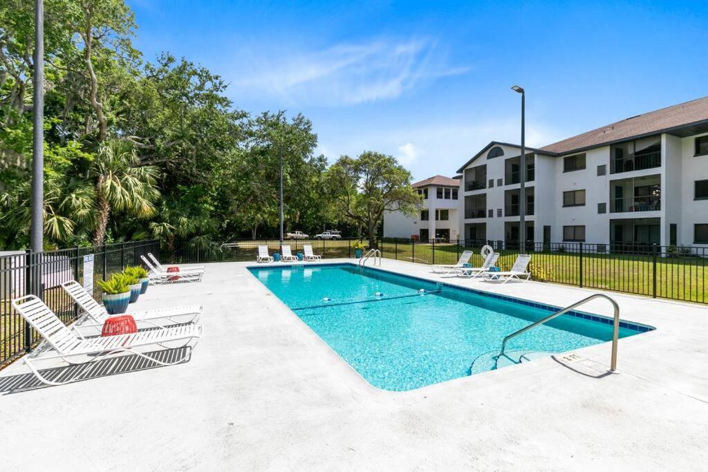 Oasis 203 - Symmetry & Serenity Titusville Luaran gambar