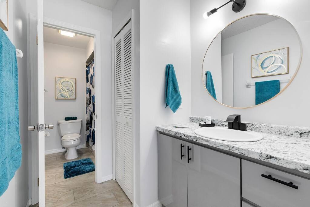 Oasis 203 - Symmetry & Serenity Titusville Luaran gambar