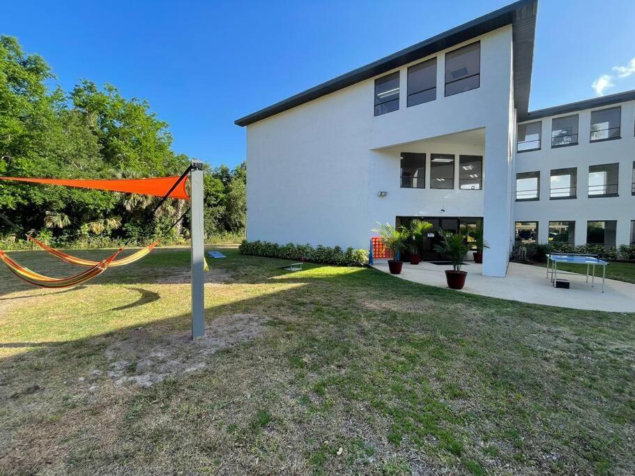 Oasis 203 - Symmetry & Serenity Titusville Luaran gambar