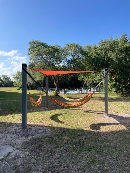 Oasis 203 - Symmetry & Serenity Titusville Luaran gambar