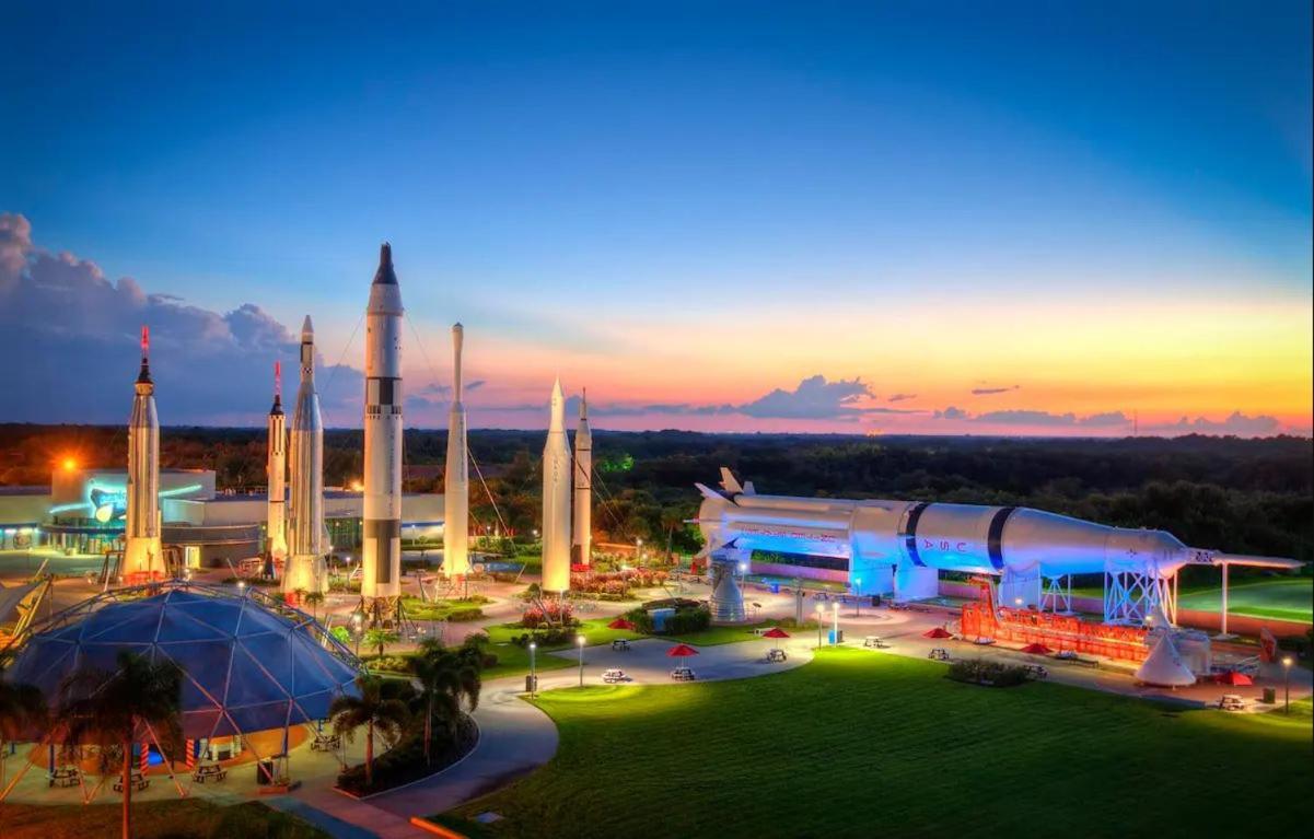 Oasis 203 - Symmetry & Serenity Titusville Luaran gambar